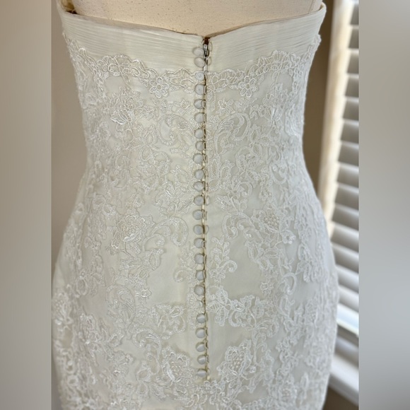 La Sposa “Mullet” (sample gown, NEVER ALTERED) wedding gown size 12 - Picture 8 of 8